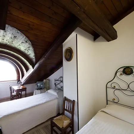 La Ca 'd Majin * Poirino