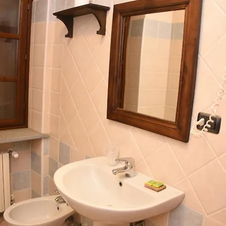 La Ca 'd Majin * Poirino